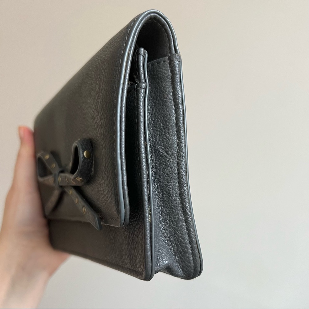 Chapters Indigo Grey Wallet - Picture 2 of 5